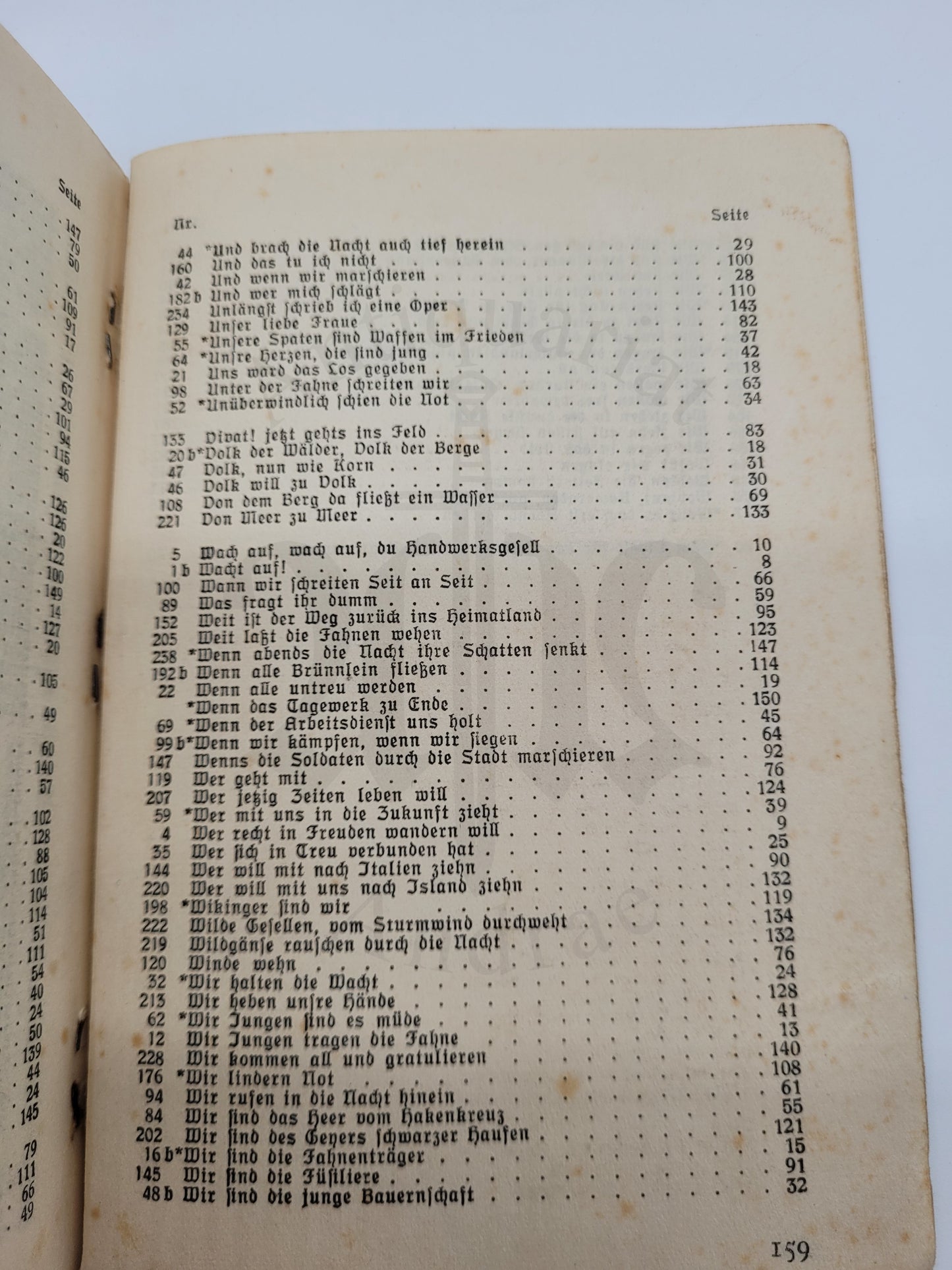 Singend wollen wir marschieren (Liederbuch)