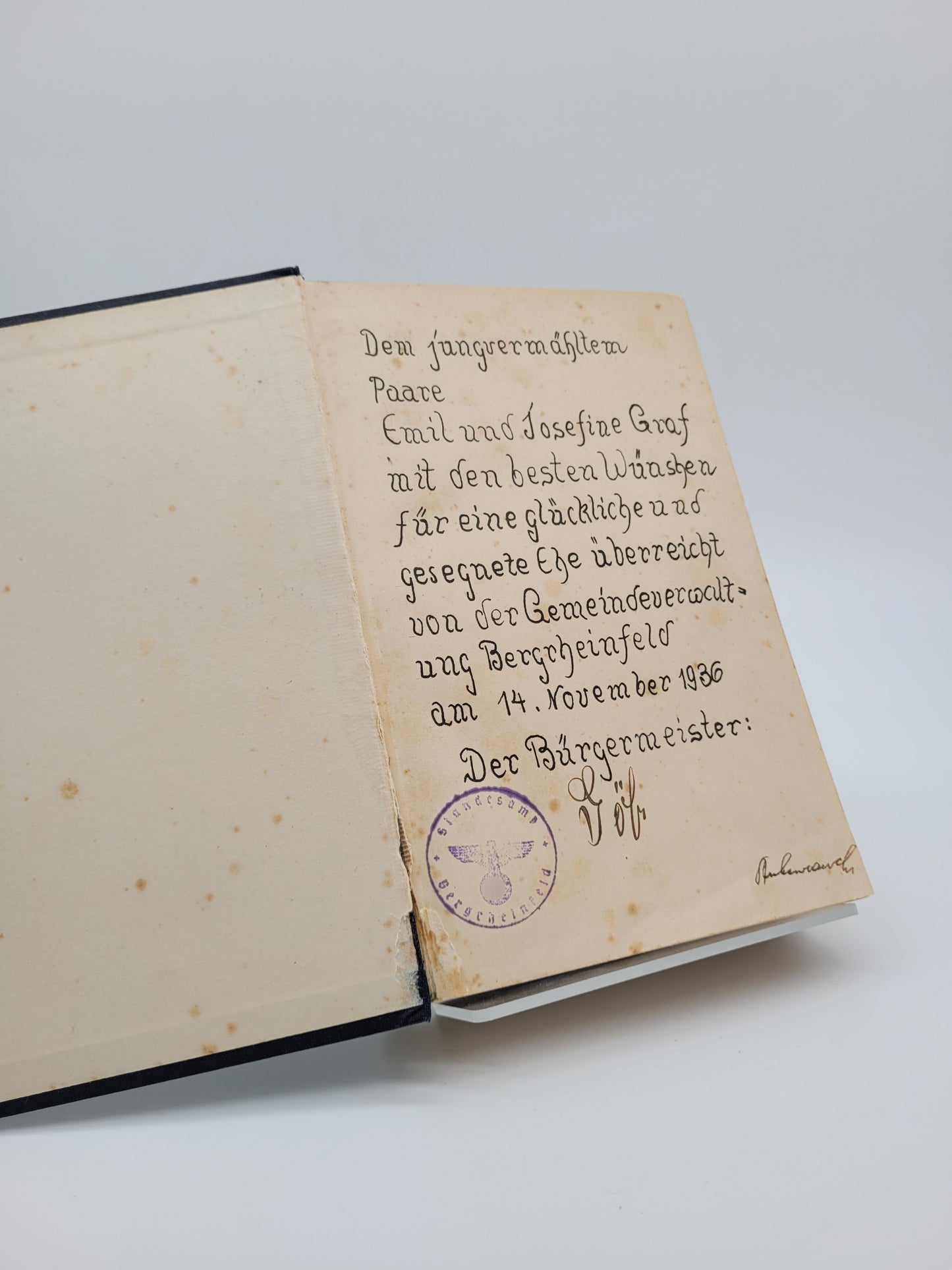 Mein Kampf Volksausgabe 1936 (Hochzeitsgeschenk des Bürgermeisters)