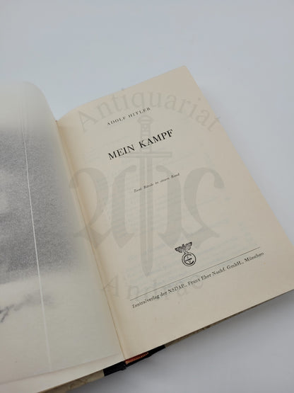 Mein Kampf Hochzeitsausgabe (Druckschrift) +  Verleihungsbild (SS Mann)