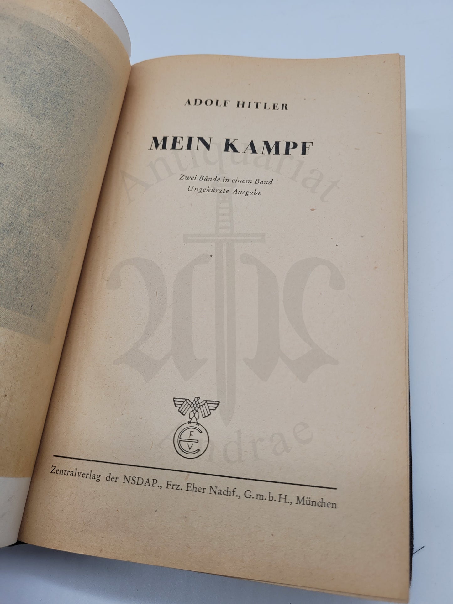 Mein Kampf Volksausgabe 1942 (Druckschrift)