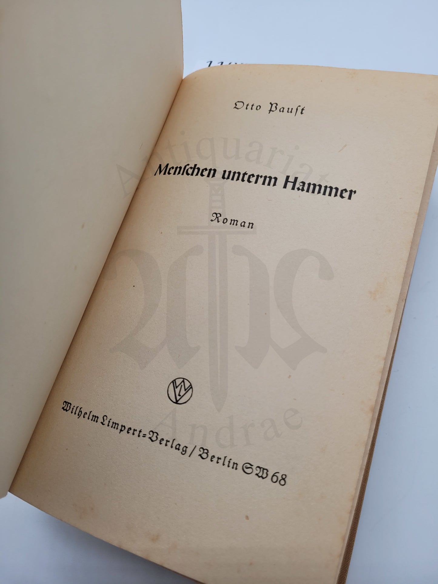 Menschen unterm Hammer