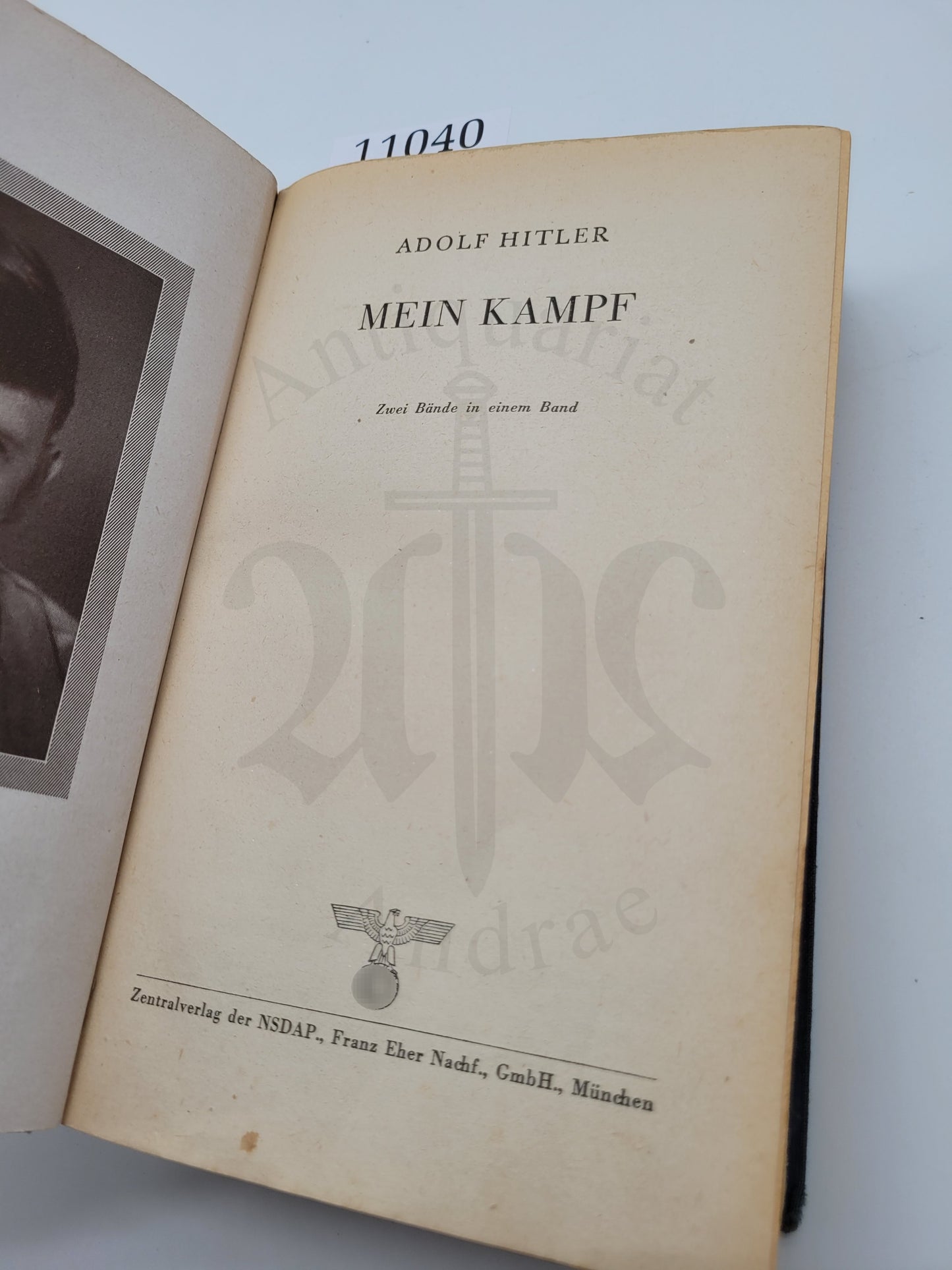 Mein Kampf Volksausgabe 1944 (Druckschrift)