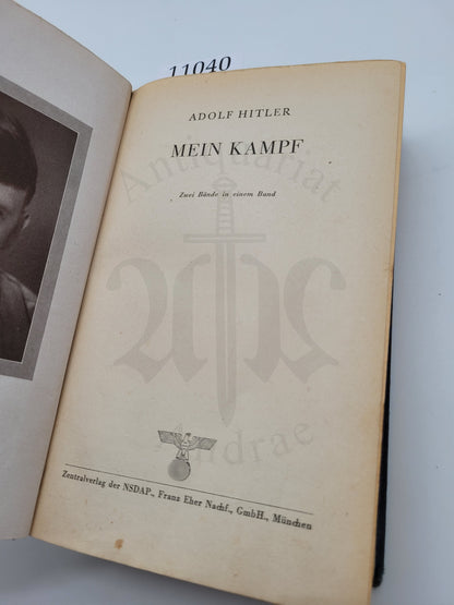 Mein Kampf Volksausgabe 1944 (Druckschrift)