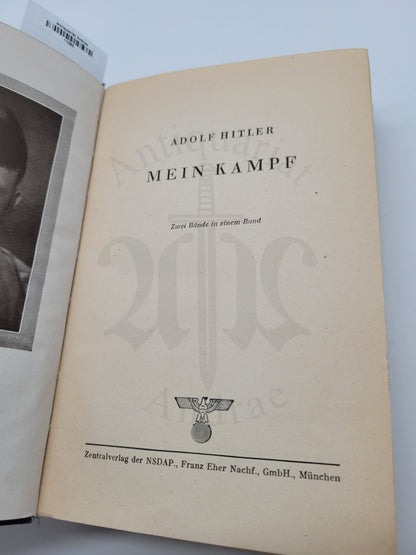Mein Kampf Volksausgabe 1943 (Druckschrift)(Späte Adler-Variante)